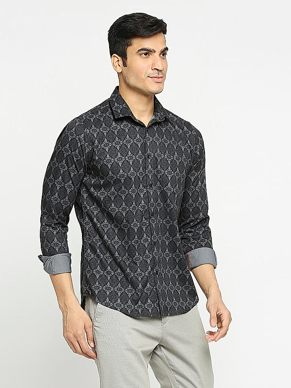 KILLER Men Black Slim Fit Printed Shirts