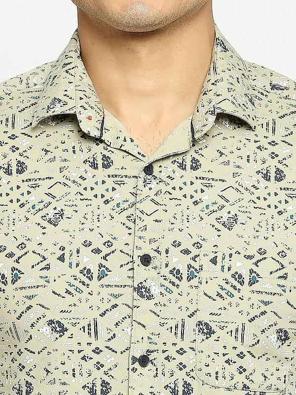 KILLER Men Khaki Slim Fit Printed Shirts