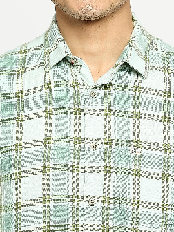 KILLER Men Light Green Slim Fit Checks Shirts