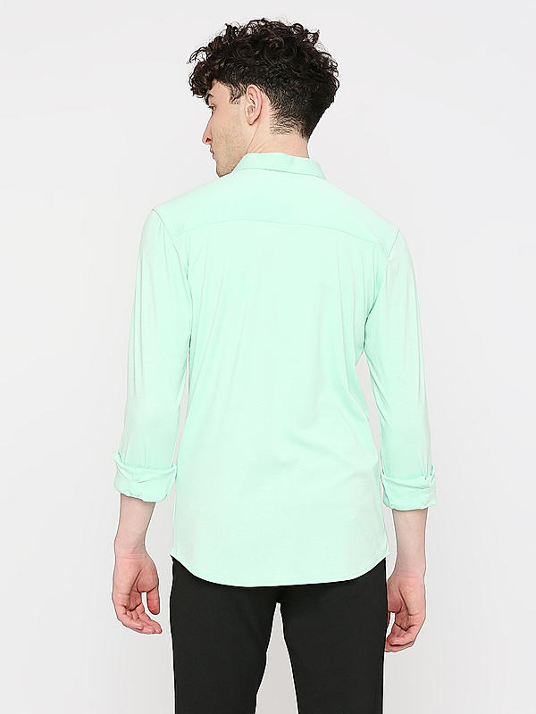 KILLER Men Light Green Slim Fit Solid Shirts