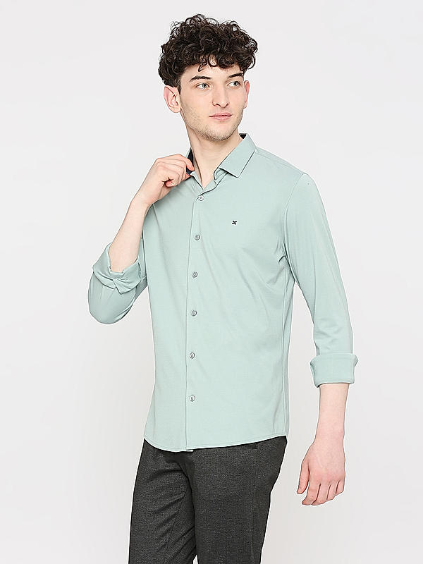 KILLER Men Light Green Slim Fit Solid Shirts