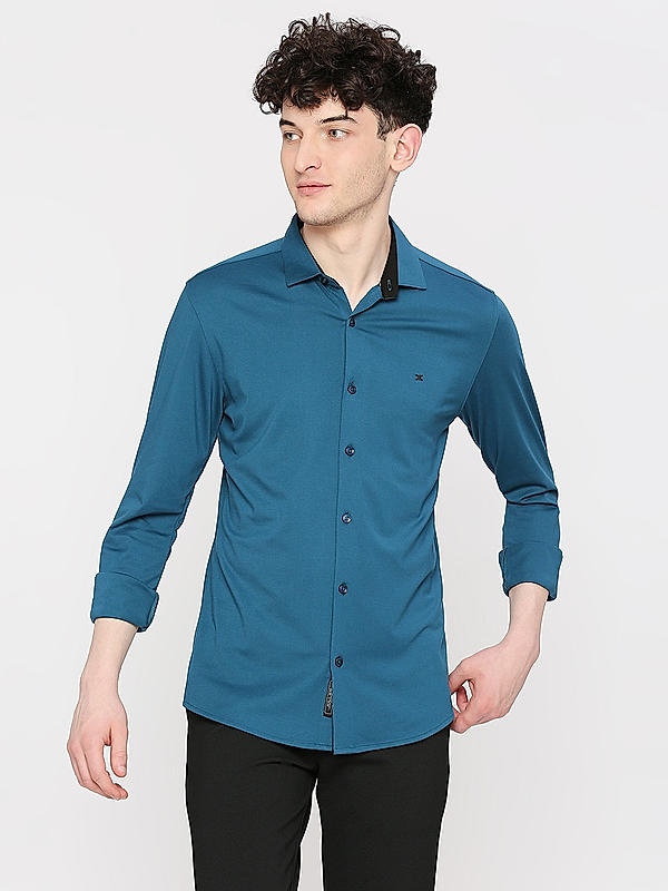 KILLER Men Teal Slim Fit Solid Shirts