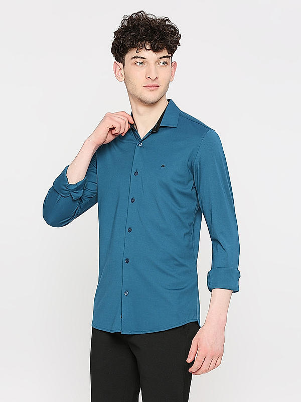 KILLER Men Teal Slim Fit Solid Shirts