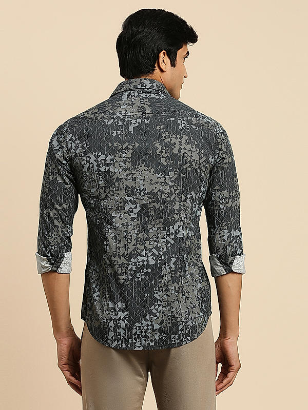 KILLER Men Black Slim Fit Printed Shirts