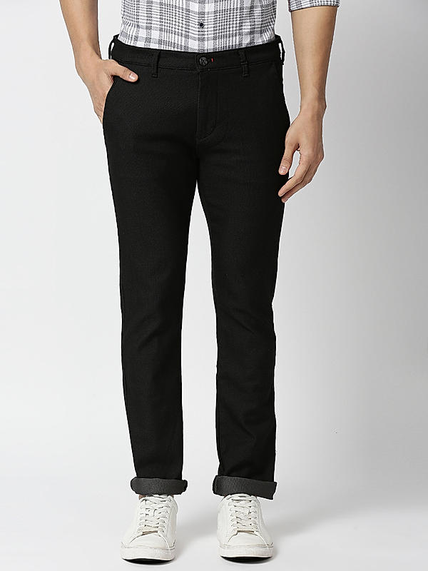 Killer Men Black Solid Slim Fit Trousers