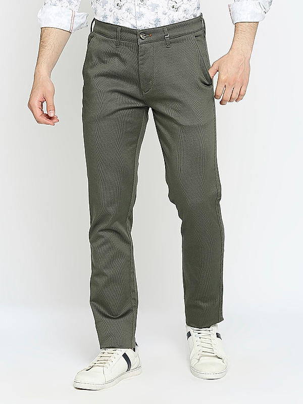 Killer Men Olive Solid Slim Fit Trousers