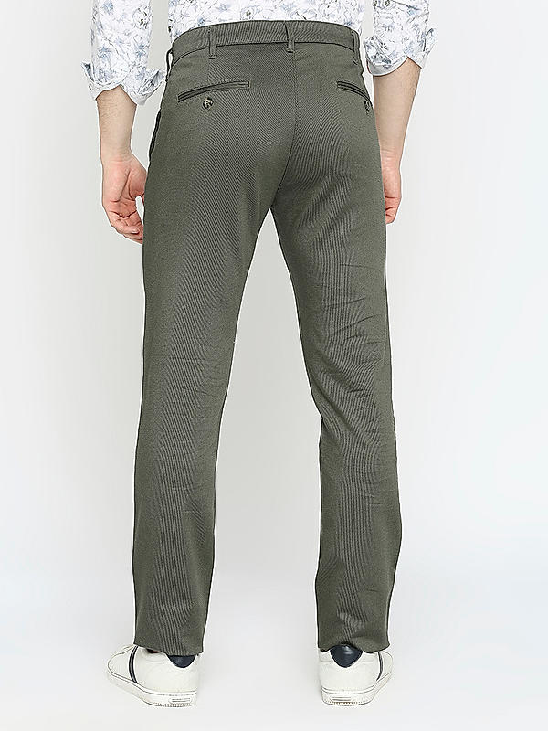 Killer Men Olive Solid Slim Fit Trousers