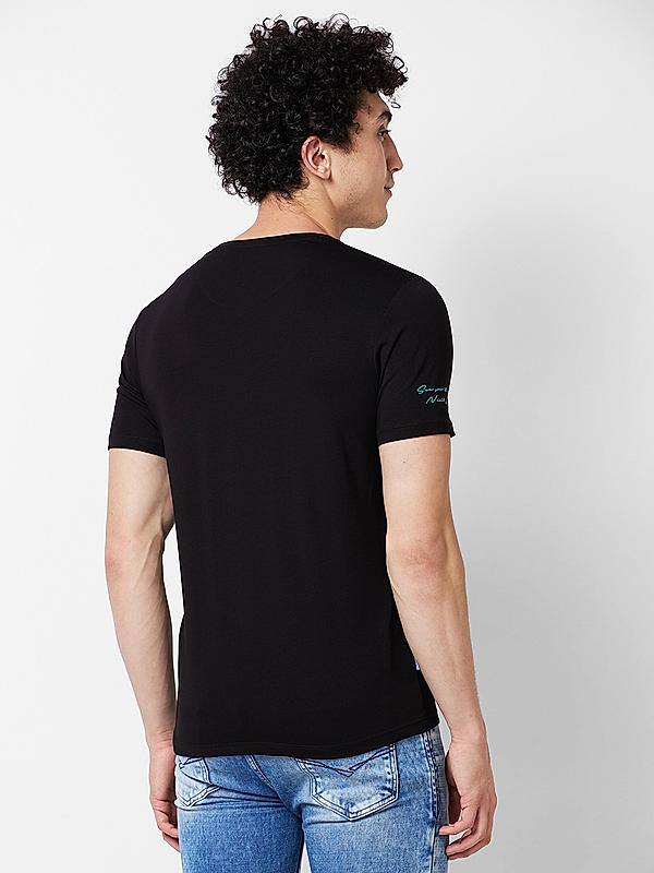 Men Slim Fit Black Printed T-SHIRTS