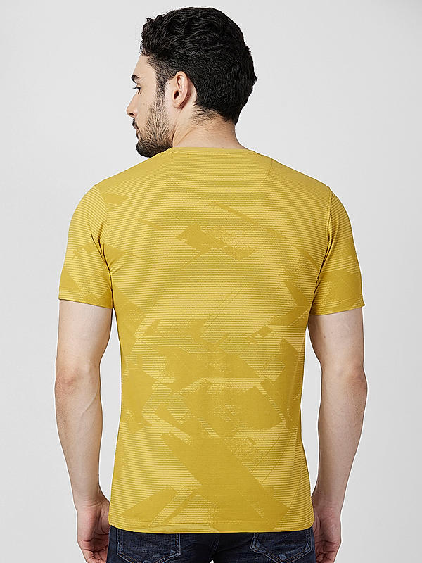 Killer Men Yellow Regular Slim Fit T-Shirts