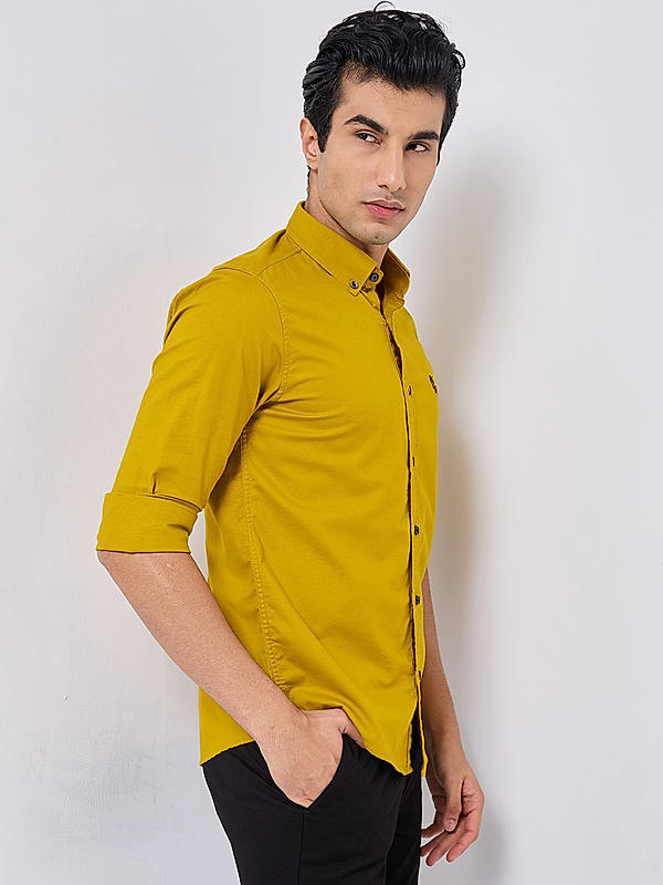 Killer Men Yellow Regular Slim Fit Shirts