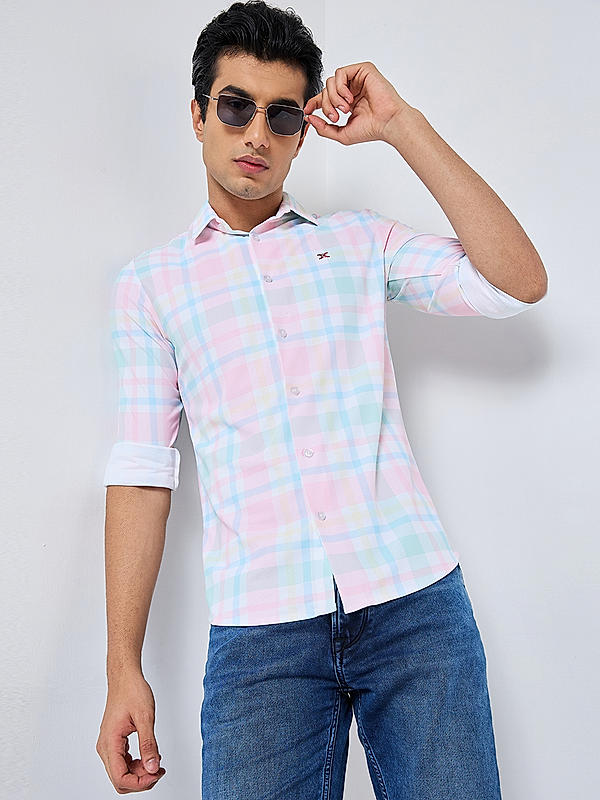 Killer Men Pink Regular Slim Fit Shirts