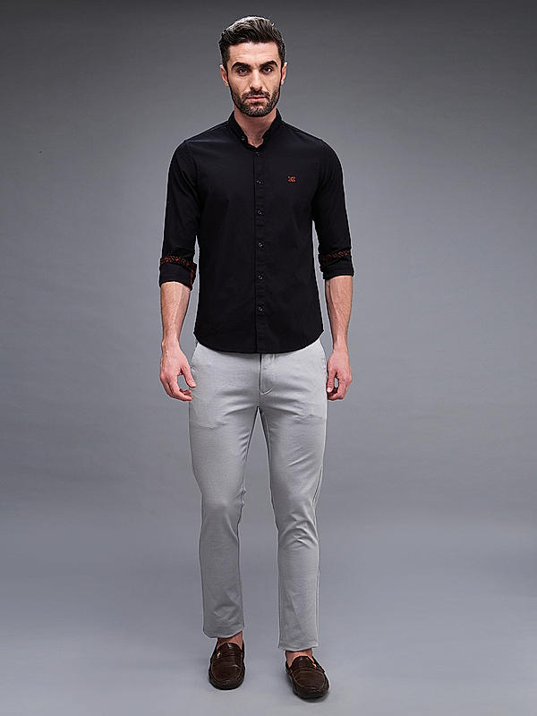 Men Black Slim Fit Solid Shirts