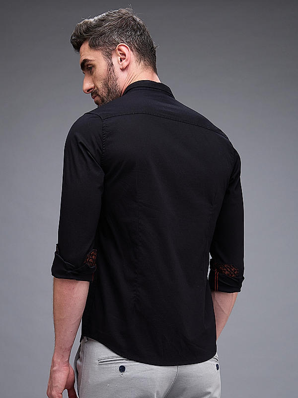 Men Black Slim Fit Solid Shirts