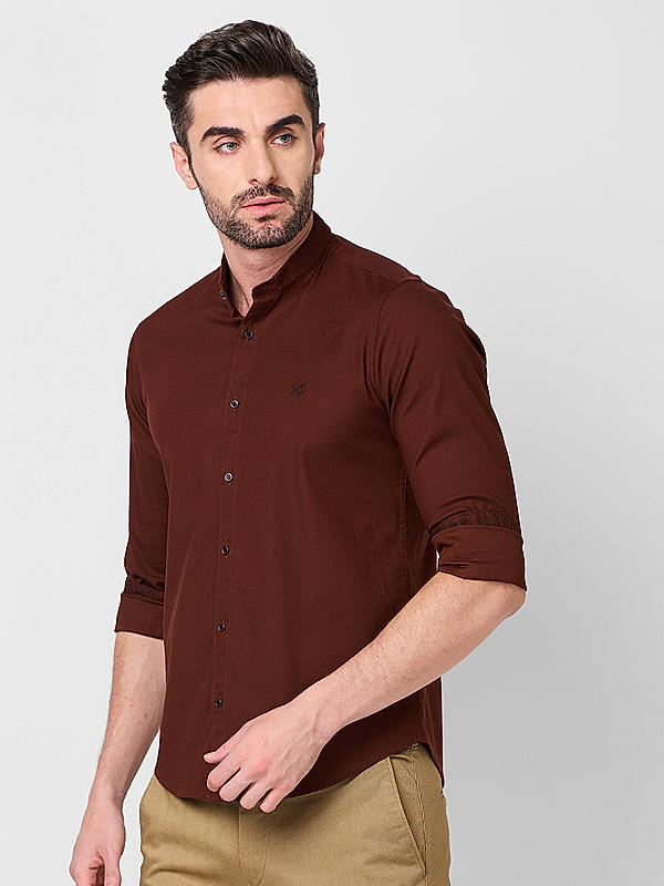 Men Brown Slim Fit Solid Shirts