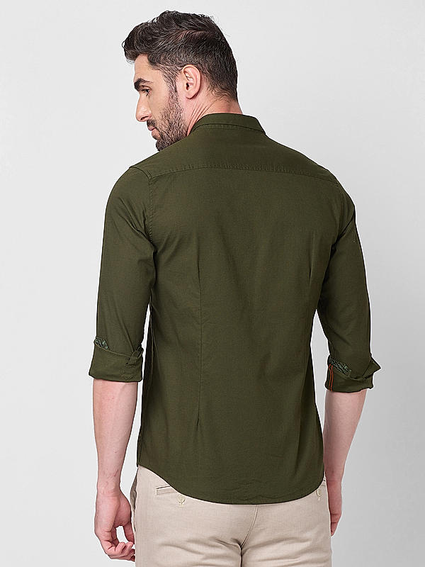 Men Dark Green Slim Fit Solid Shirts