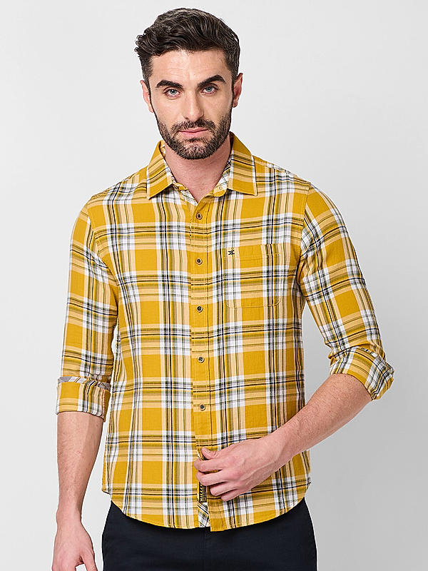 Men Yellow Slim Fit Checks Shirts