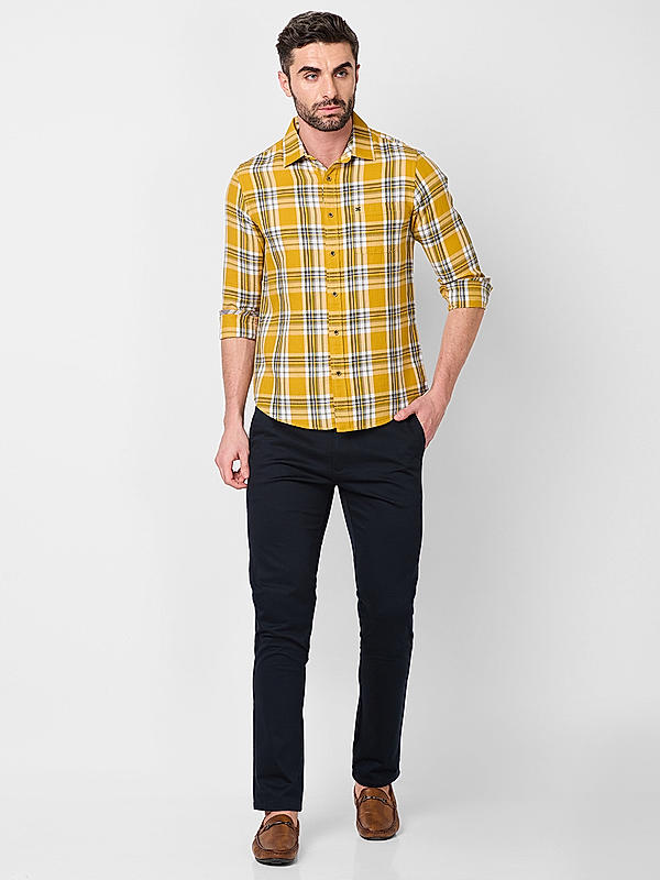 Men Yellow Slim Fit Checks Shirts