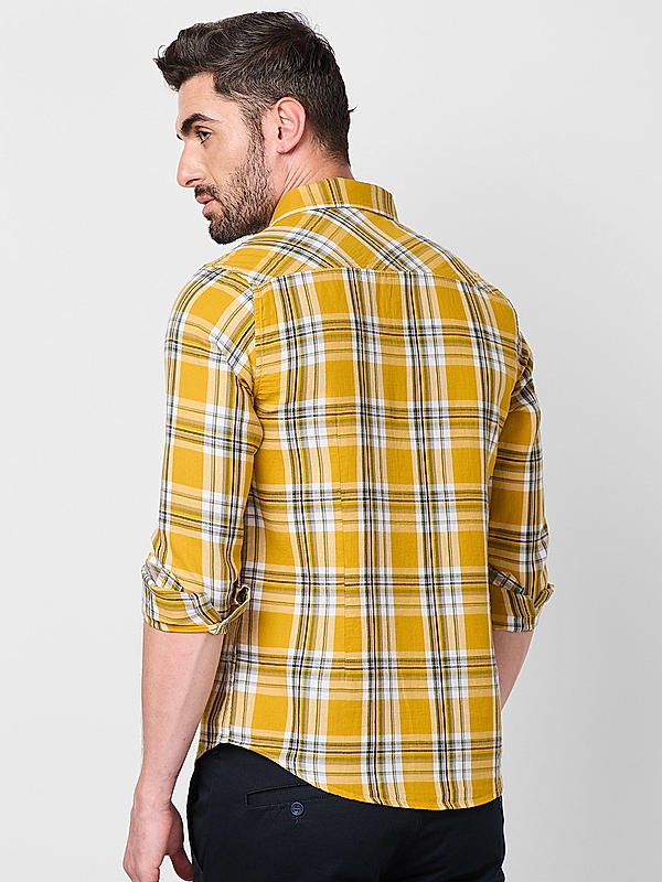 Men Yellow Slim Fit Checks Shirts