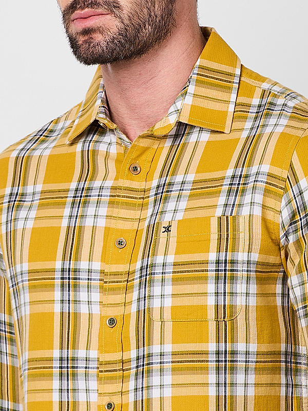 Men Yellow Slim Fit Checks Shirts