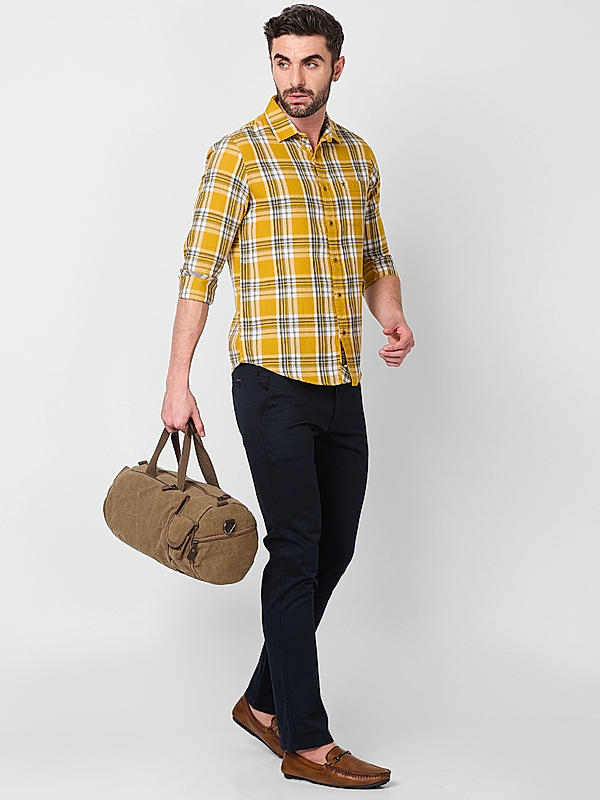 Men Yellow Slim Fit Checks Shirts