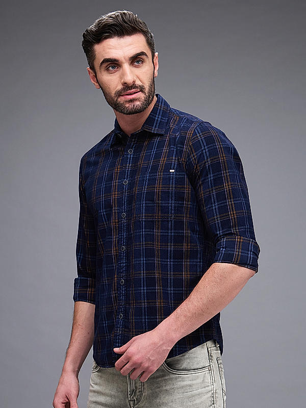 Men Navy Blue Slim Fit Checks Shirts