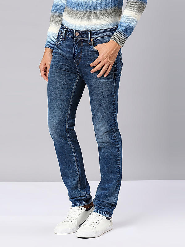 Men Blue Slim Fit Solid Jeans