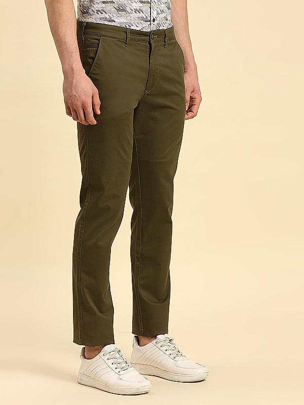 Killer Men Dark Green Slim Fit Solid Casual Trousers