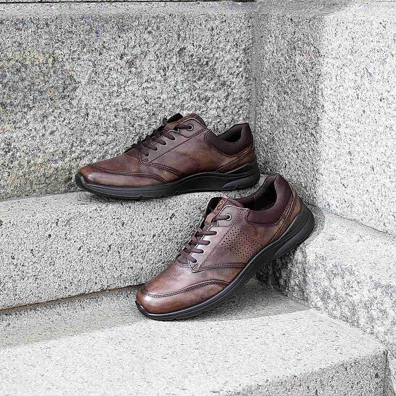 ECCO BROWN MEN IRVING LACE-UP SNEAKERS