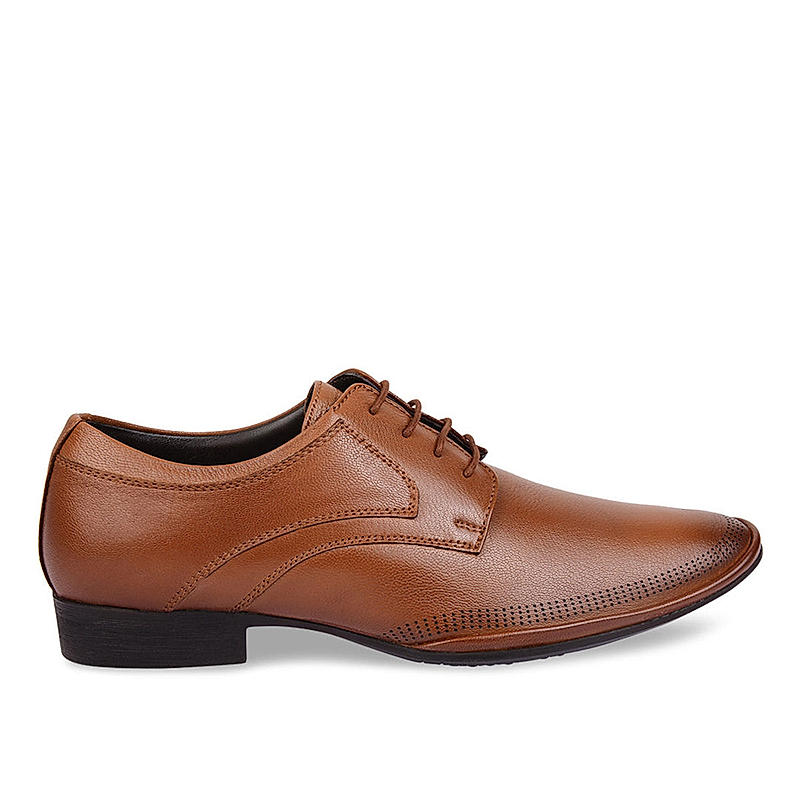 Regal Tan Men Flexible Solid Leather Lace Ups