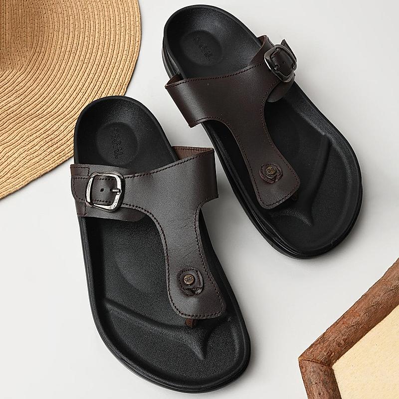 Regal Brown Men Textured Leather Sandals