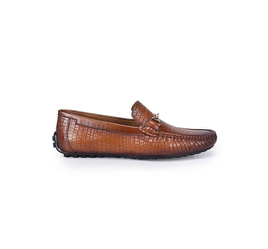 Tan Textured Moccasins With Buckle