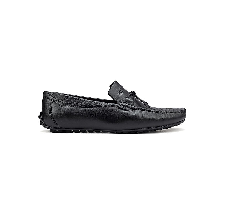 Black Moccasins With Bow Detail