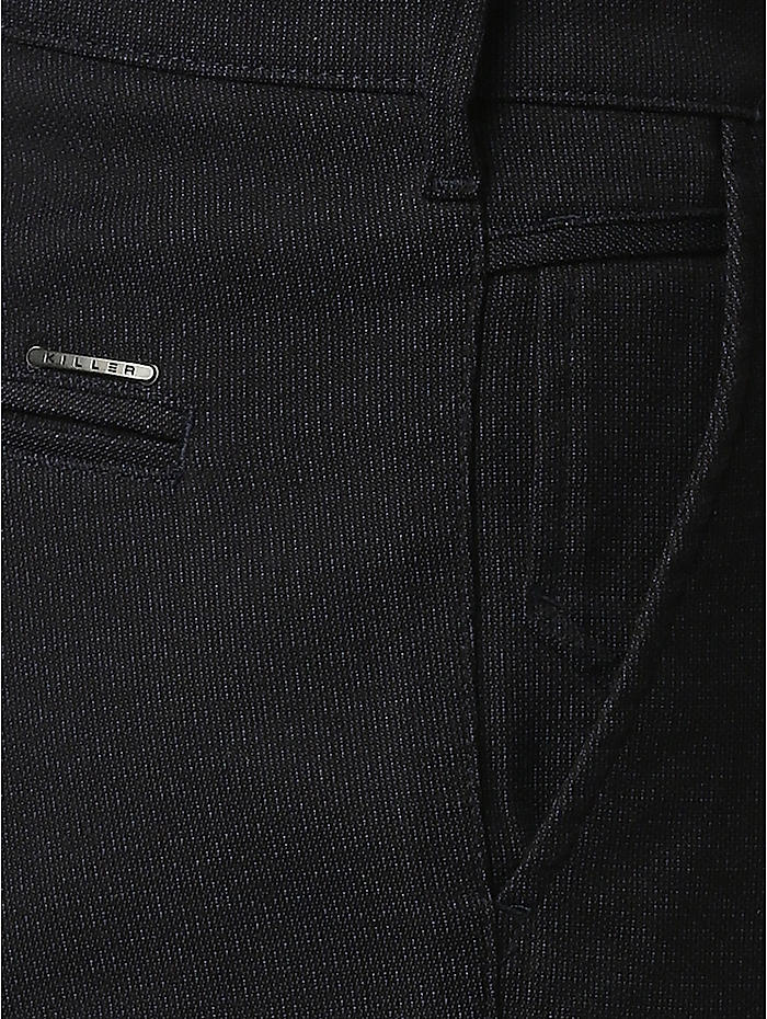 Buy Men Black Slim Fit Solid Casual Trousers Online - 749755
