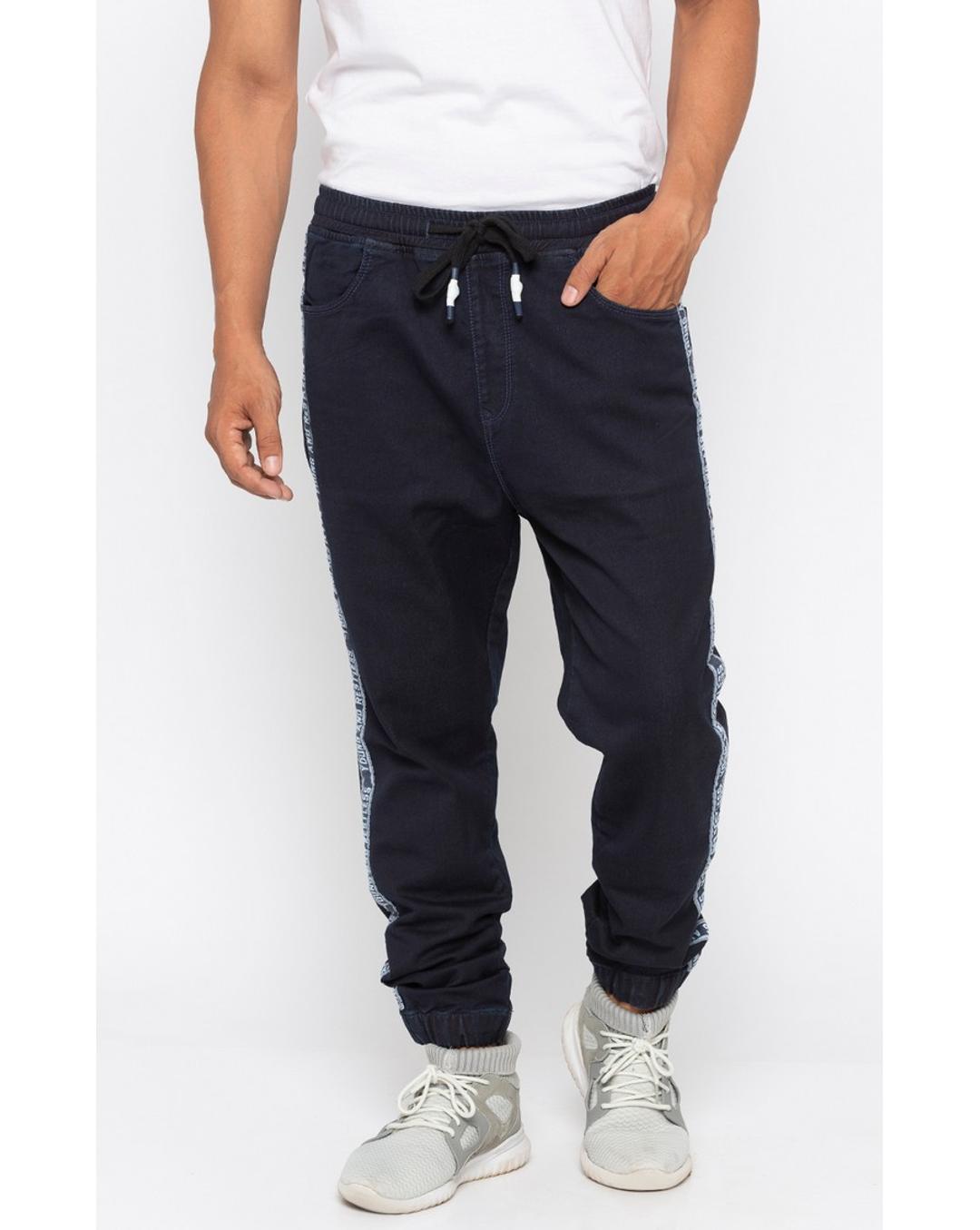 jogger fit jeans