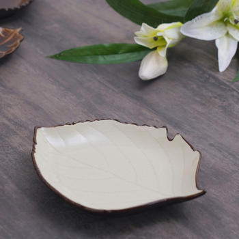 Birch Cream Leaf Platter