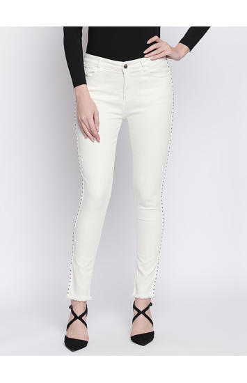 White Solid Slim Fit Jeans