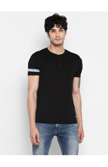 Jet Black Solid Slim Fit T-Shirts